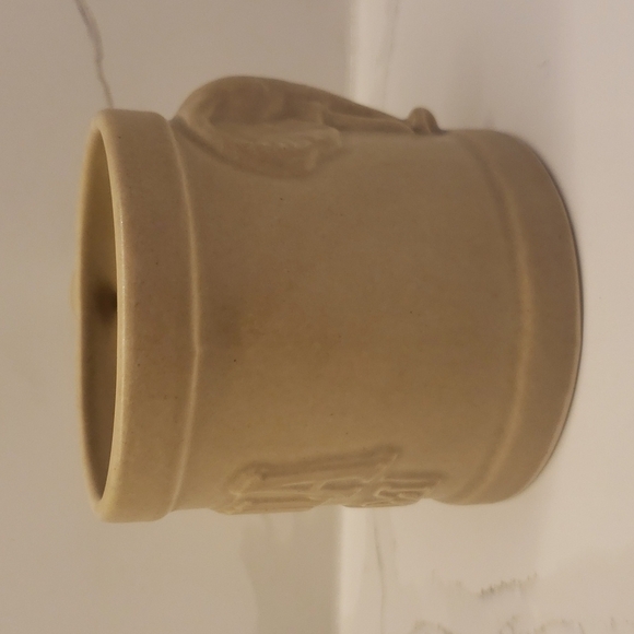 𝅺elephant Mug Made in Africa 3D 'Amarula Cream' 3"Diam x 3.5"h - Picture 5 of 8